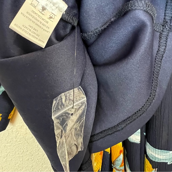 Fashion Nova M Maxi Dress Floral Wrapped Flowy - Picture 3 of 14